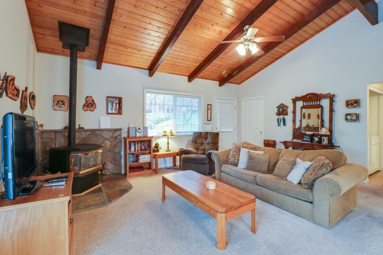 Hiker'S Home Groveland Exterior photo